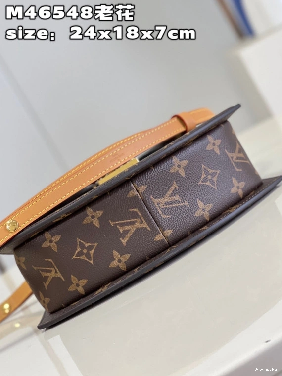 Tilsitt LOUIS VUITTON 0407